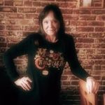 Profile Picture of Theresa D'Avignon (@theresadavignon) on Instagram