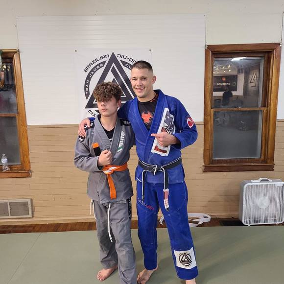 Profile Picture of Travis Torres (@booyakashooya) on Poshmark