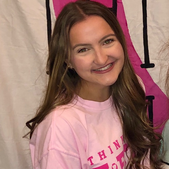 Profile Picture of Gabby Tocci (@gabbyberry8) on Poshmark