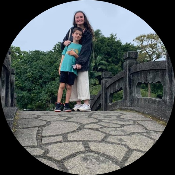 Profile Picture of Abbigail Arcaya (@abbigaila1) on Poshmark