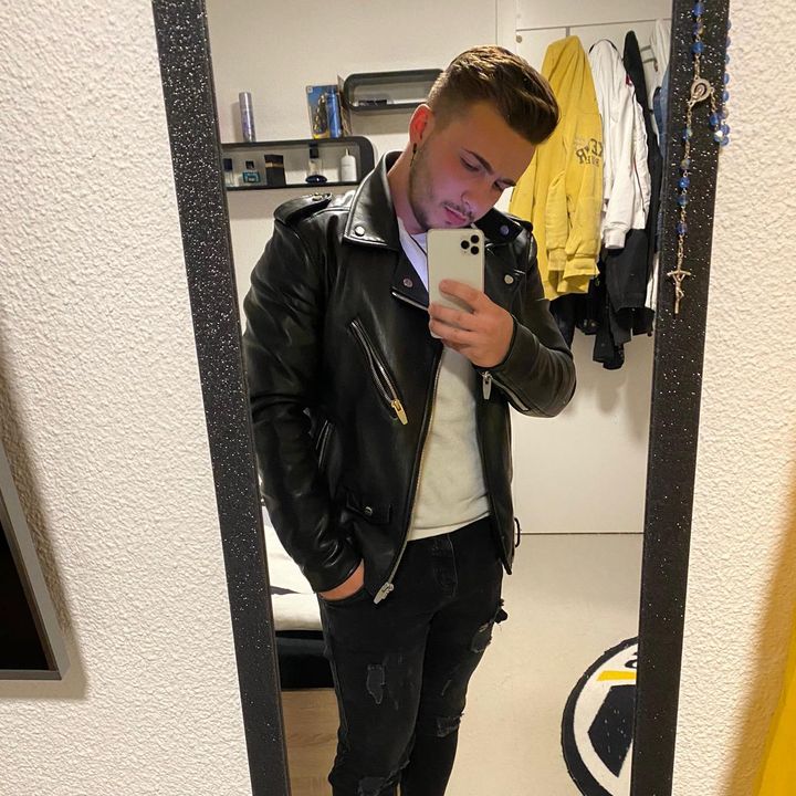 Profile Picture of David Savast    a    ¹ (@david_savasta17) on Tiktok