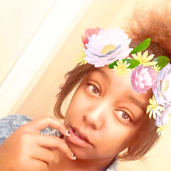 Profile Picture of Diamond Braxton (@d14mond) on Poshmark