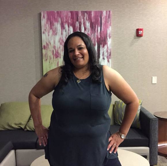 Profile Picture of Leonda Daniels (@redbone74) on Poshmark