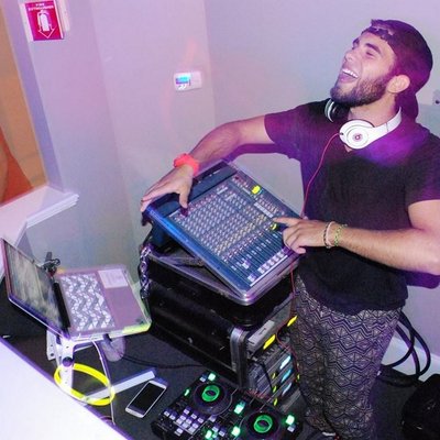 Profile Picture of Anthony Lucci (@DJ_Chomp) on Twitter