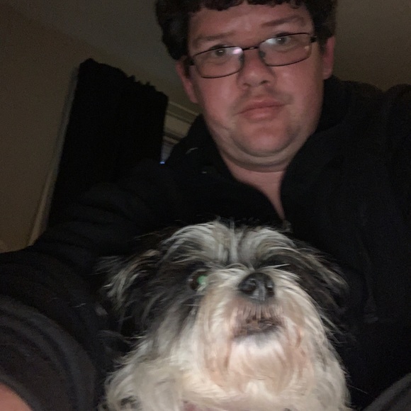 Profile Picture of Nathan Lofink (@nathanlofink760) on Poshmark