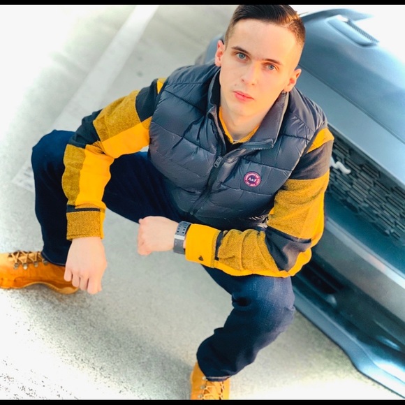 Matthew Queen - Poshmark Profile Picture of Matthew Queen (@alphasique) on Poshmark