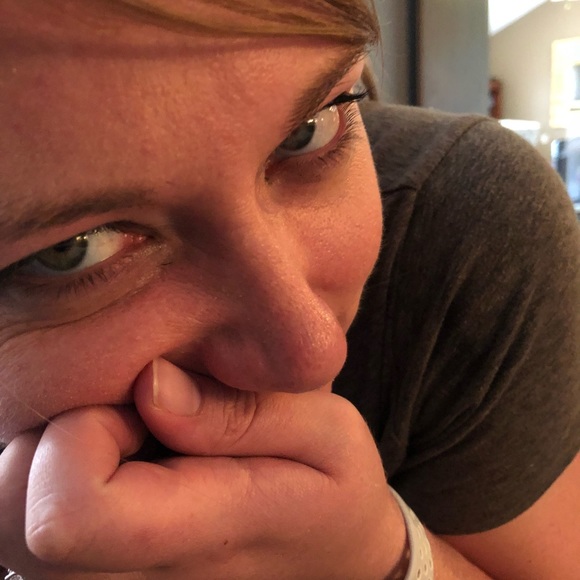 Profile Picture of Erin Nikkel (@erin9175) on Poshmark