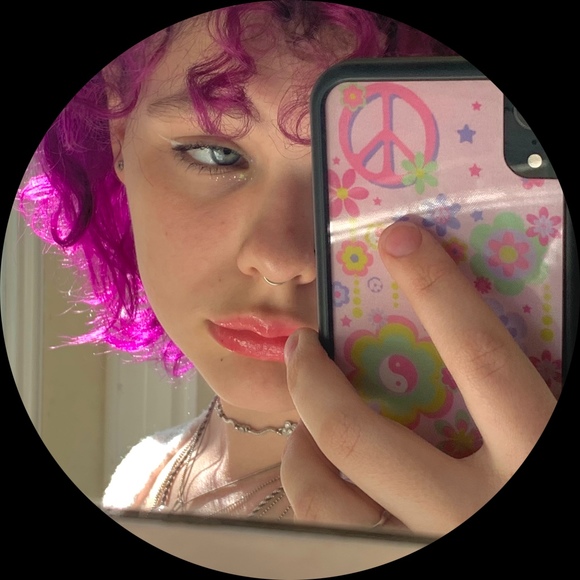 Profile Picture of Lotus Cottell (@princesscomplxx) on Poshmark