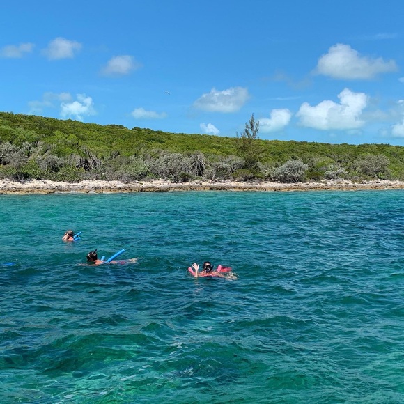 Profile Picture of Heather Arietta (@hhah30) on Poshmark