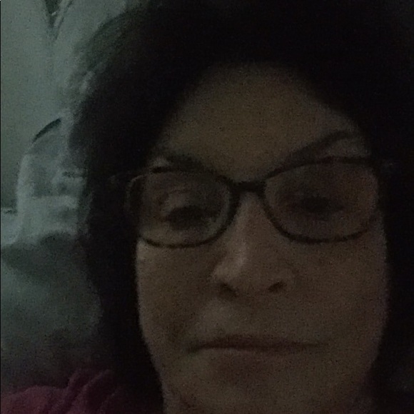 Profile Picture of Marian Ikeler (@marianikeler) on Poshmark