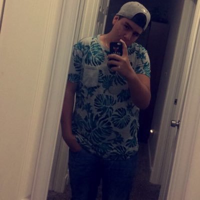 Profile Picture of Daniel Bogle (@Daniii1806) on Twitter