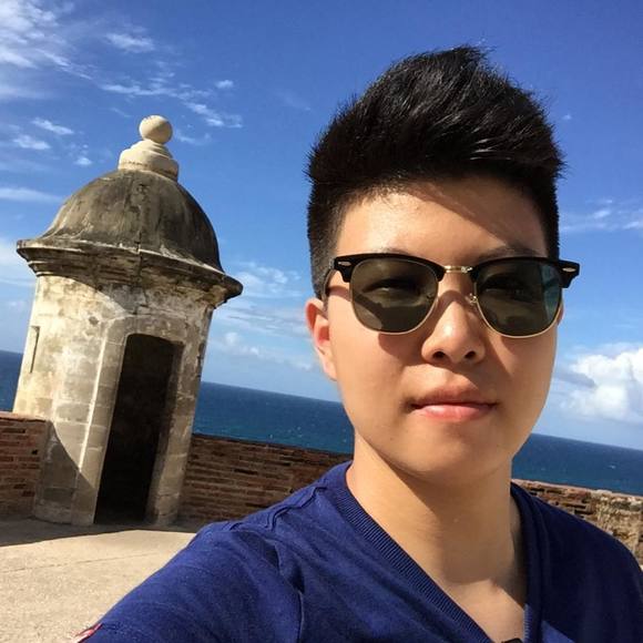 Profile Picture of Kai Zhang (@kkay522) on Poshmark