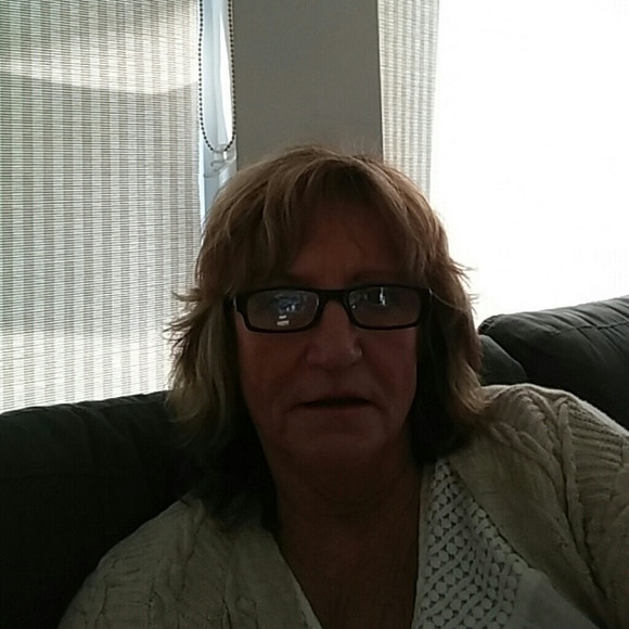 Profile Picture of Marsha Morton (@crazybeaglelady) on Poshmark