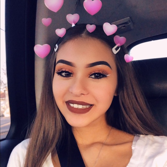 Profile Picture of Erica Jaramillo (@ericajaramil277) on Poshmark
