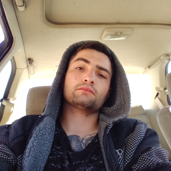 Profile Picture of Kevin Klempner (@kevinlostim) on Poshmark