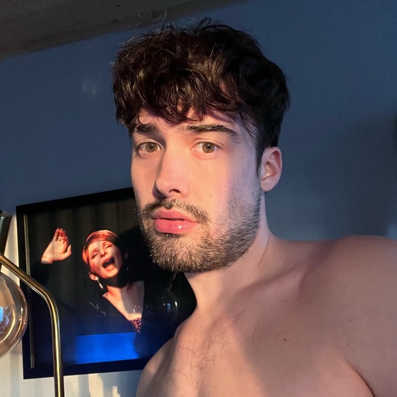 Profile Picture of David Brunson (@davidjbrunson) on Poshmark