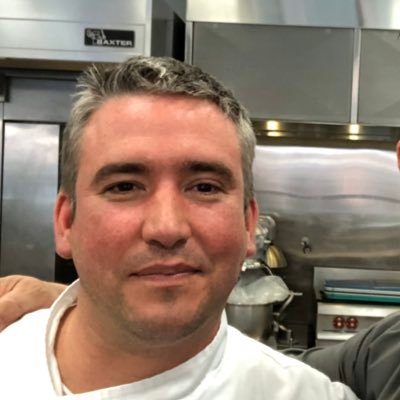 Profile Picture of Robert Alexander (@robmalexander) on Twitter