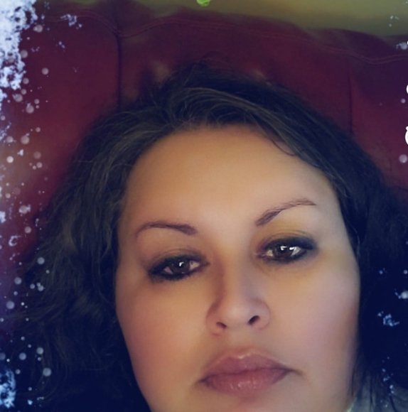 Profile Picture of Annette Sharp (@sharp1mustang) on Poshmark