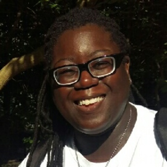 Profile Picture of Tori Derrough (@tderrough) on Poshmark