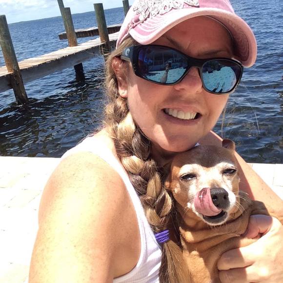 Profile Picture of Tracy Haynie (@byousmama) on Poshmark