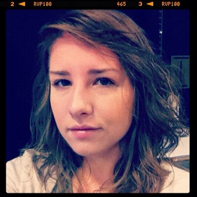 Profile Picture of Amanda Presnal (@amandaiskloot) on Twitter