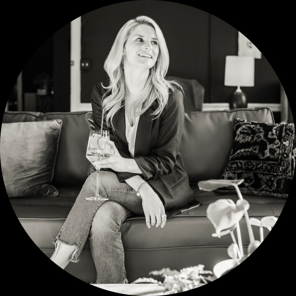 Profile Picture of Courtney Beazell (@cbeazell) on Poshmark