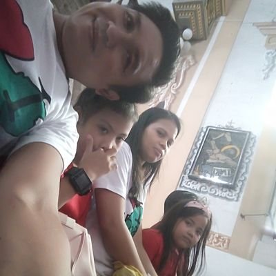 Profile Picture of Rosalyn Rivera (@Rosalyn28169294) on Twitter