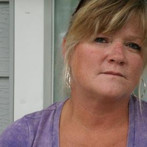 Profile Picture of Paula Lemm (@flochp) on Myspace
