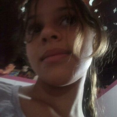Profile Picture of Stephanie  Moretti (@teinharestart) on Twitter