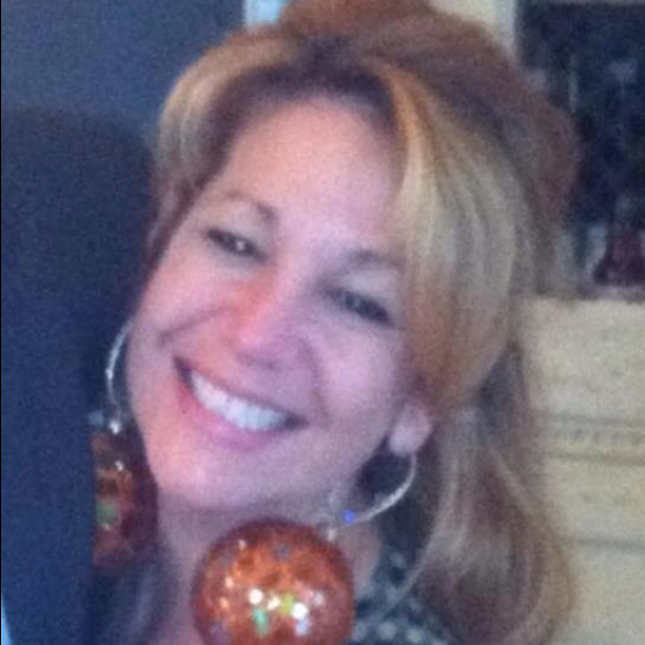Profile Picture of Sandra Heaslip (@sandyhc) on Poshmark