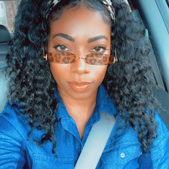 Profile Picture of Romico Love (@romico) on Poshmark