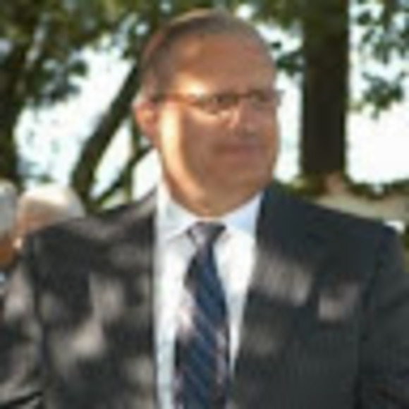 Profile Picture of Craig Malwitz (@craig_malwitz) on Poshmark