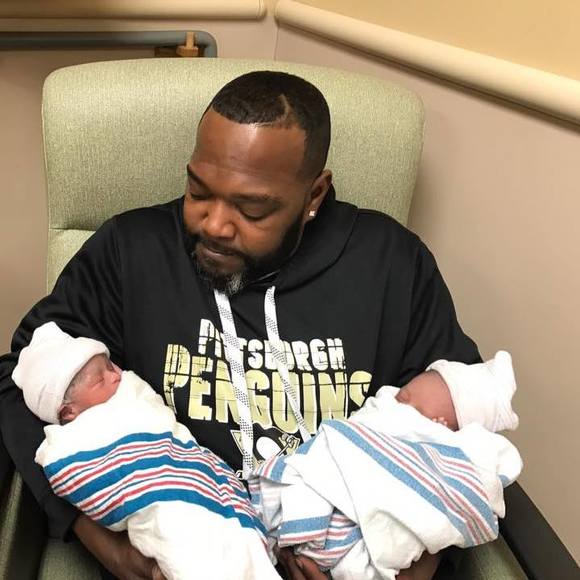 Profile Picture of Ricky Wise sr. (@nicolelerey) on Poshmark