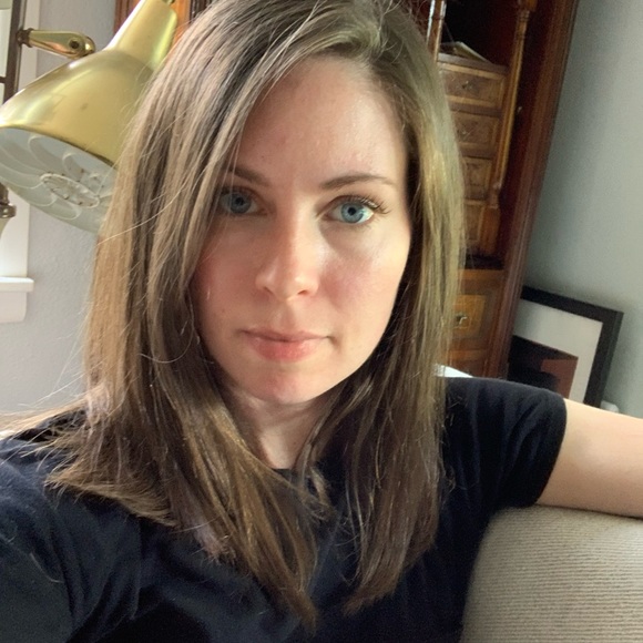 Profile Picture of Megan Orear (@mcorear) on Poshmark