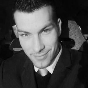 Profile Picture of Andrew Cousins (@andrewcousins4) on Twitter