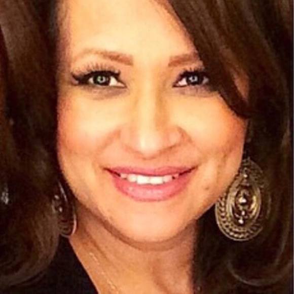 Profile Picture of Maria Amaro (@miamiatoday17) on Poshmark