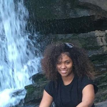 Profile Picture of Amber Keck (@Cold_morning) on Twitter