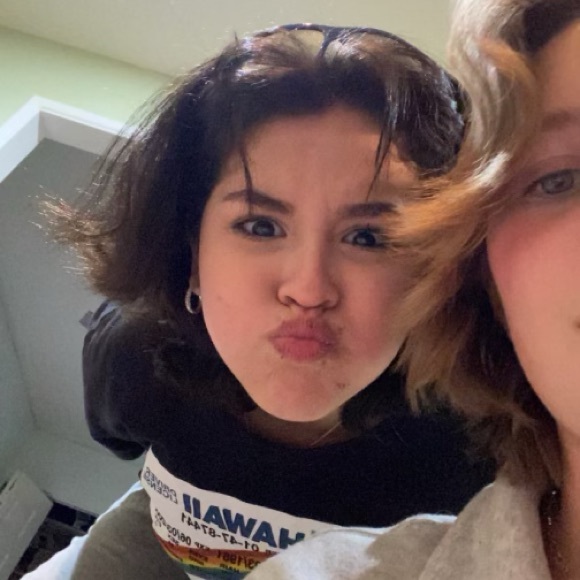 Profile Picture of Dani Acosta (@pridefulmouse) on Poshmark