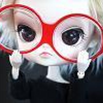 Profile Picture of Anne Sall (@AnnSall) on Twitter