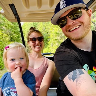 Profile Picture of 𝕹𝖔𝖆𝖍 (@theHoeniges) on Twitter