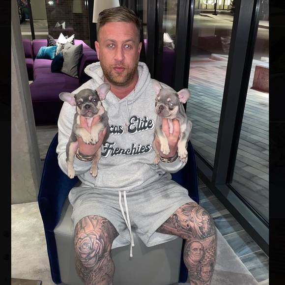 Profile Picture of Aaron Jay (@adog12aj) on Poshmark