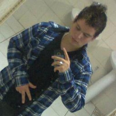 Profile Picture of Adrian Engel (@_ninoo) on Twitter