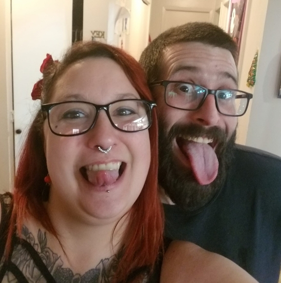 Profile Picture of Mélanie Robert (@musilune) on Poshmark