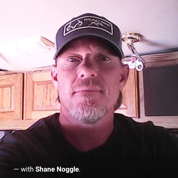 Profile Picture of Vincent Noggle (@vincent_noggle) on Poshmark