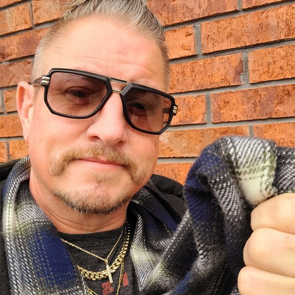 Profile Picture of Jeffrey Kelly (@mxbooty) on Poshmark
