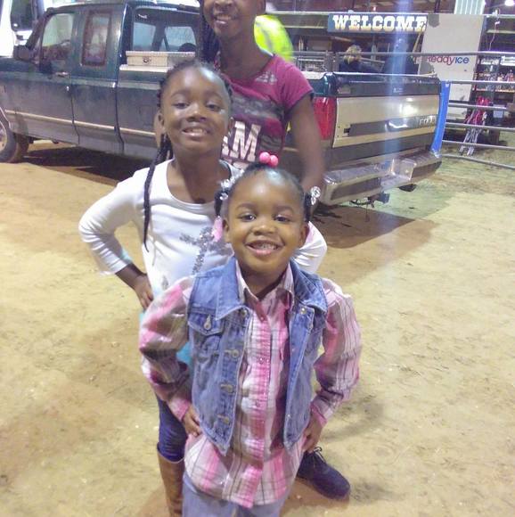 Profile Picture of Tamuler Carter (@tamuler) on Poshmark