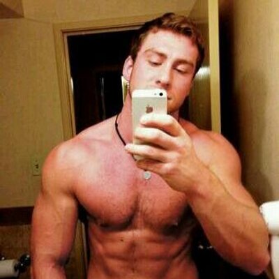 Profile Picture of Justin Monroe (@HottieJock) on Twitter