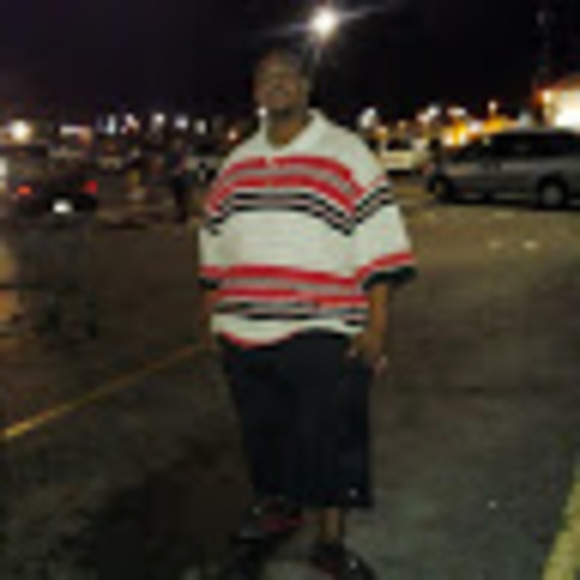 Profile Picture of Dominic Daniels (@dirtydo113) on Poshmark