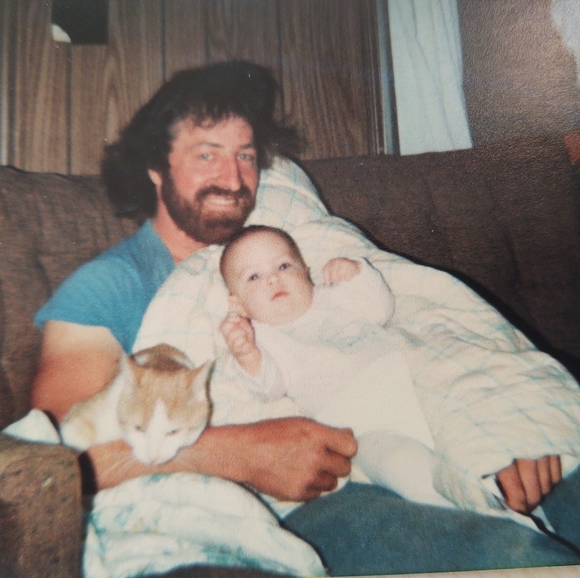 Robin Wonsey - Poshmark Profile Picture of Robin Wonsey (@wickedissuez) on Poshmark