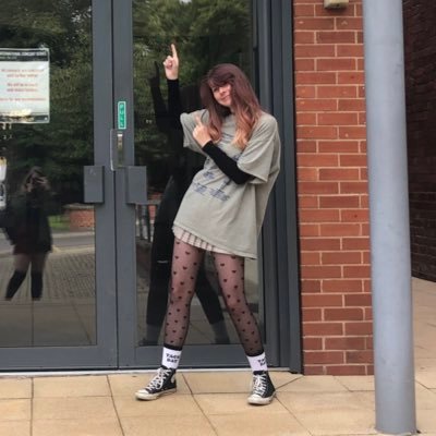 Profile Picture of Grunge Mom (@lucy_tyacke) on Twitter